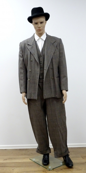 Anzug, 3 teilig: Jacke 2-reihig, Hose-Weste, 50er Jahre; beige-grundig-grün-blau-kariert, beige-grün-bla