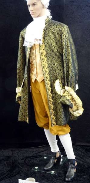 Marquise von O. (Herr) Jacke Goldbrokat, schwarz/gold