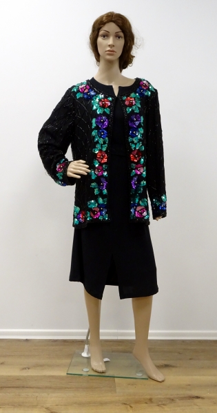 Sommerkleid, 70-er Jahre, schwarz, mit Blumenmuster