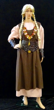 Germanin, Unterkleid, Kleid, Kette, Armstulpen, Stirnband