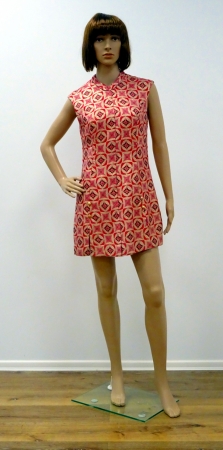 Kleid, Mini, 3 goldene Knöpf am Schlitz, gold rosa,